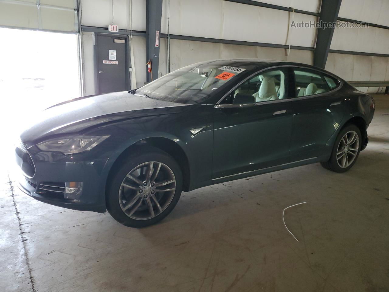 2014 Tesla Model S  Green vin: 5YJSA1H12EFP50565