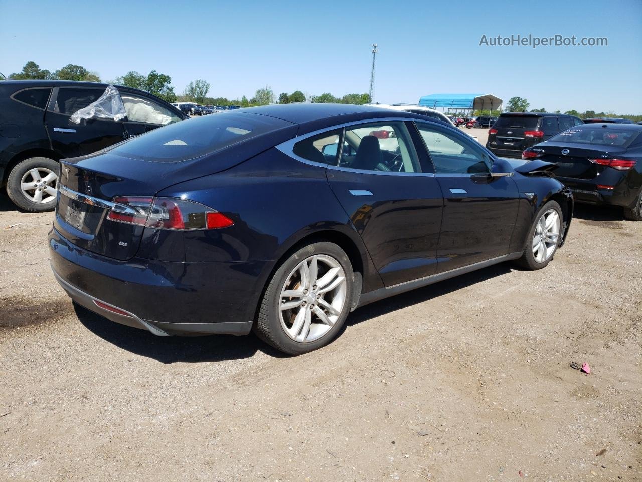 2014 Tesla Model S  Blue vin: 5YJSA1H12EFP28467
