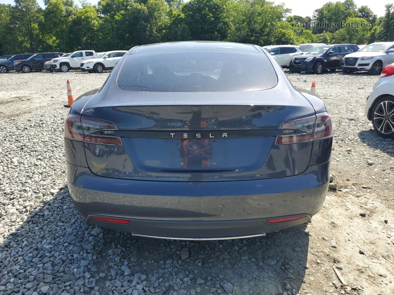 2014 Tesla Model S  Charcoal vin: 5YJSA1H12EFP48105