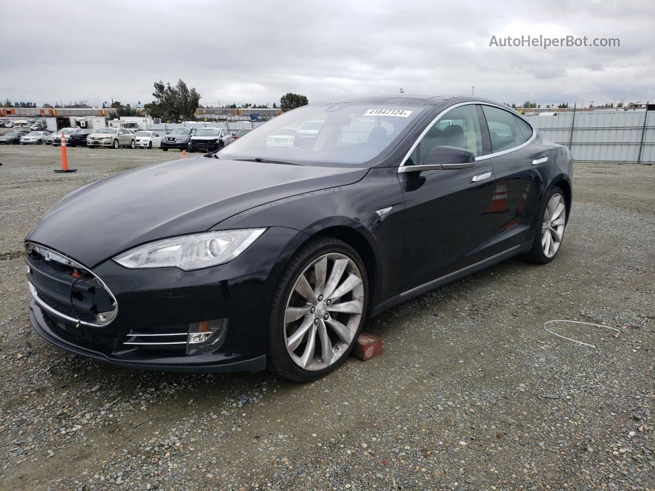 2014 Tesla Model S  Black vin: 5YJSA1H12EFP56978