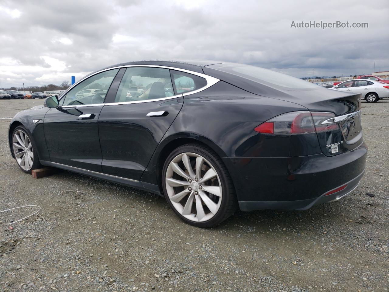 2014 Tesla Model S  Black vin: 5YJSA1H12EFP56978