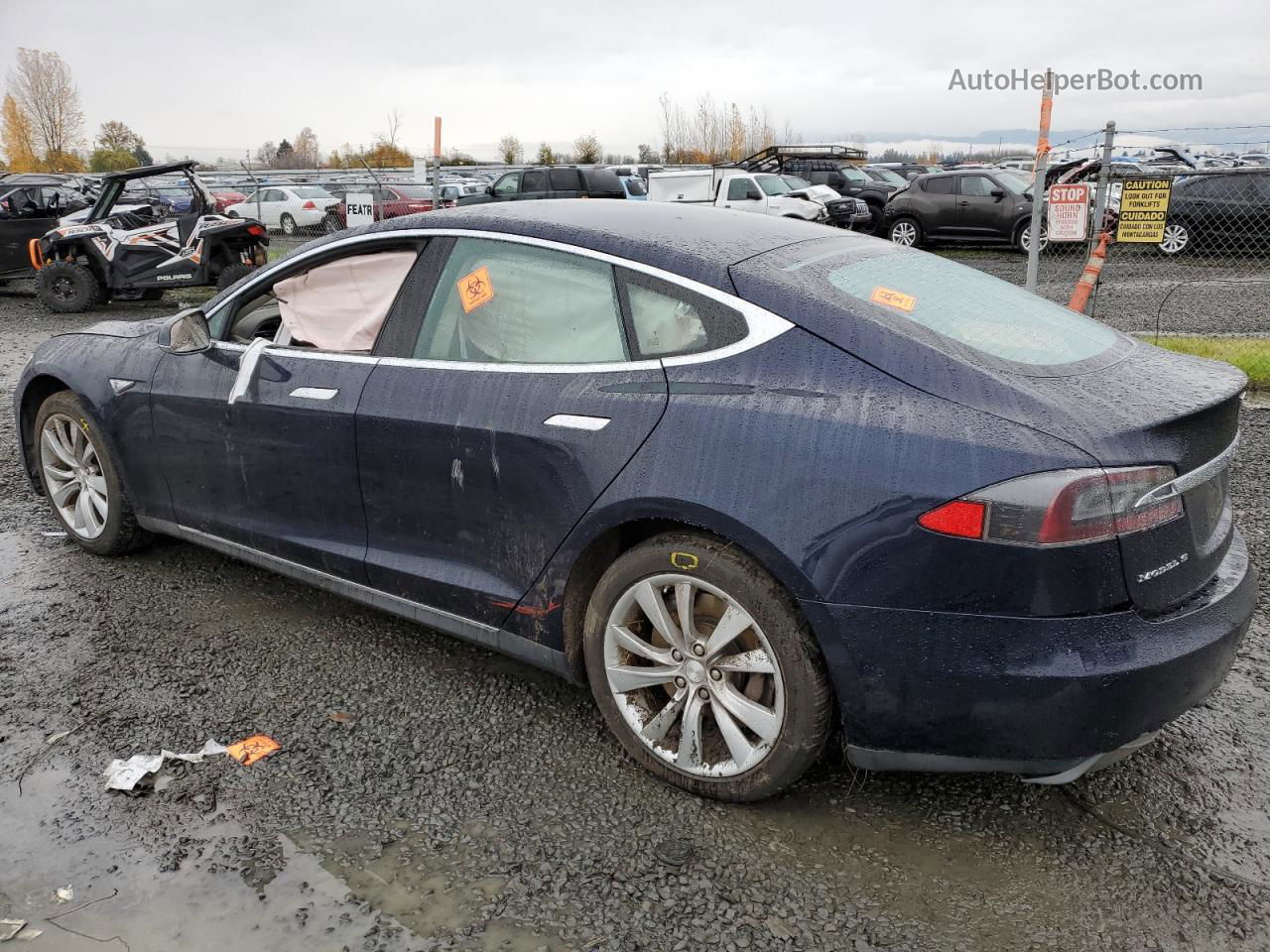 2014 Tesla Model S  Синий vin: 5YJSA1H12EFP62280