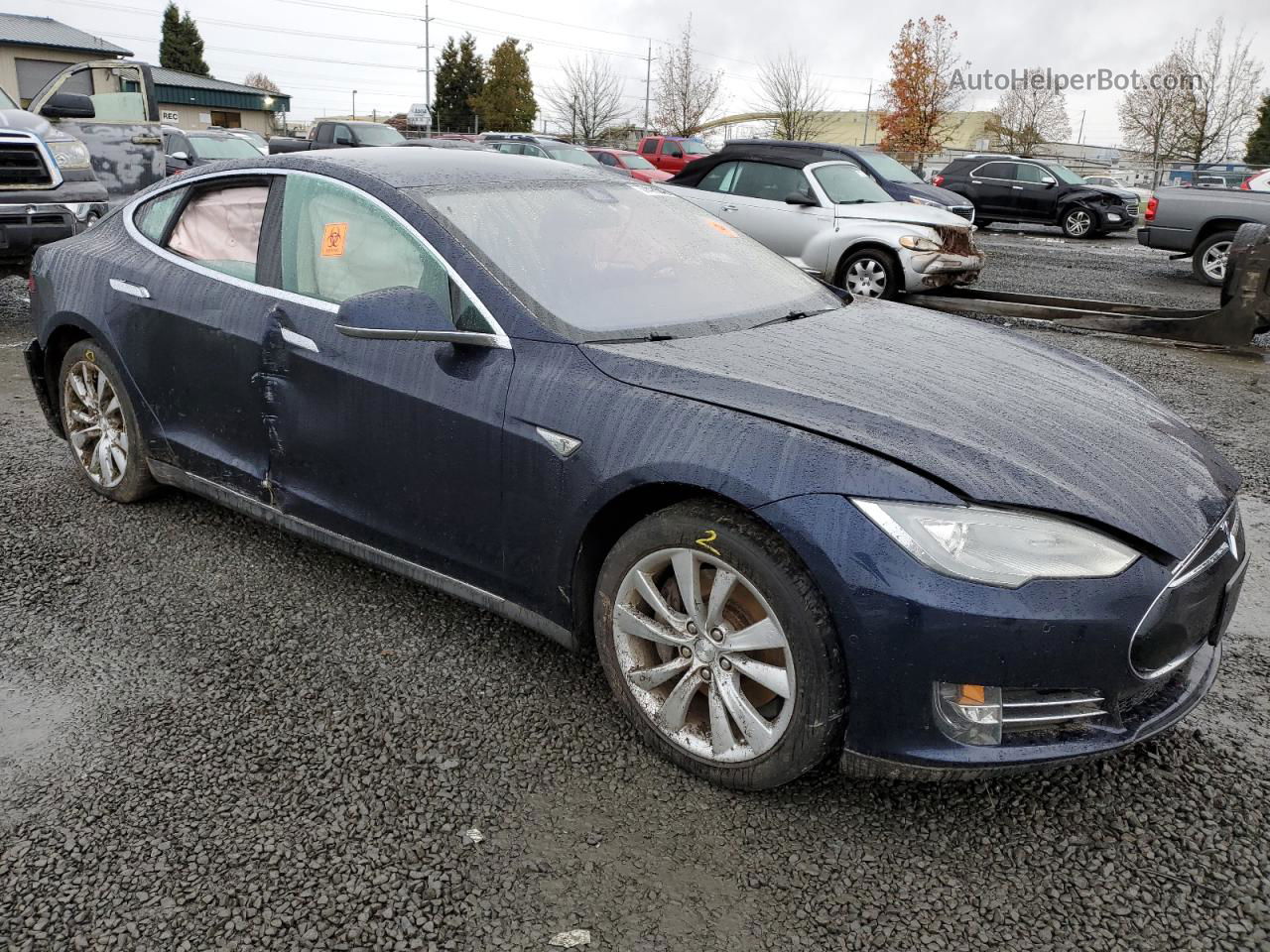 2014 Tesla Model S  Blue vin: 5YJSA1H12EFP62280