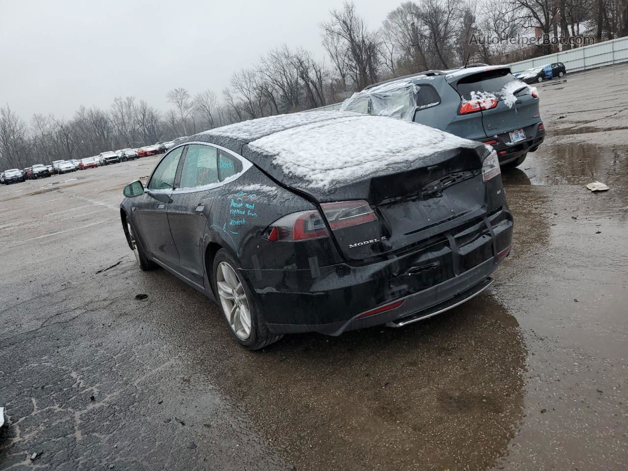 2014 Tesla Model S  Black vin: 5YJSA1H12EFP62439