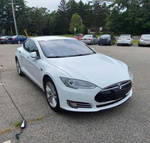 2014 Tesla Model S  White vin: 5YJSA1H13EFP61154