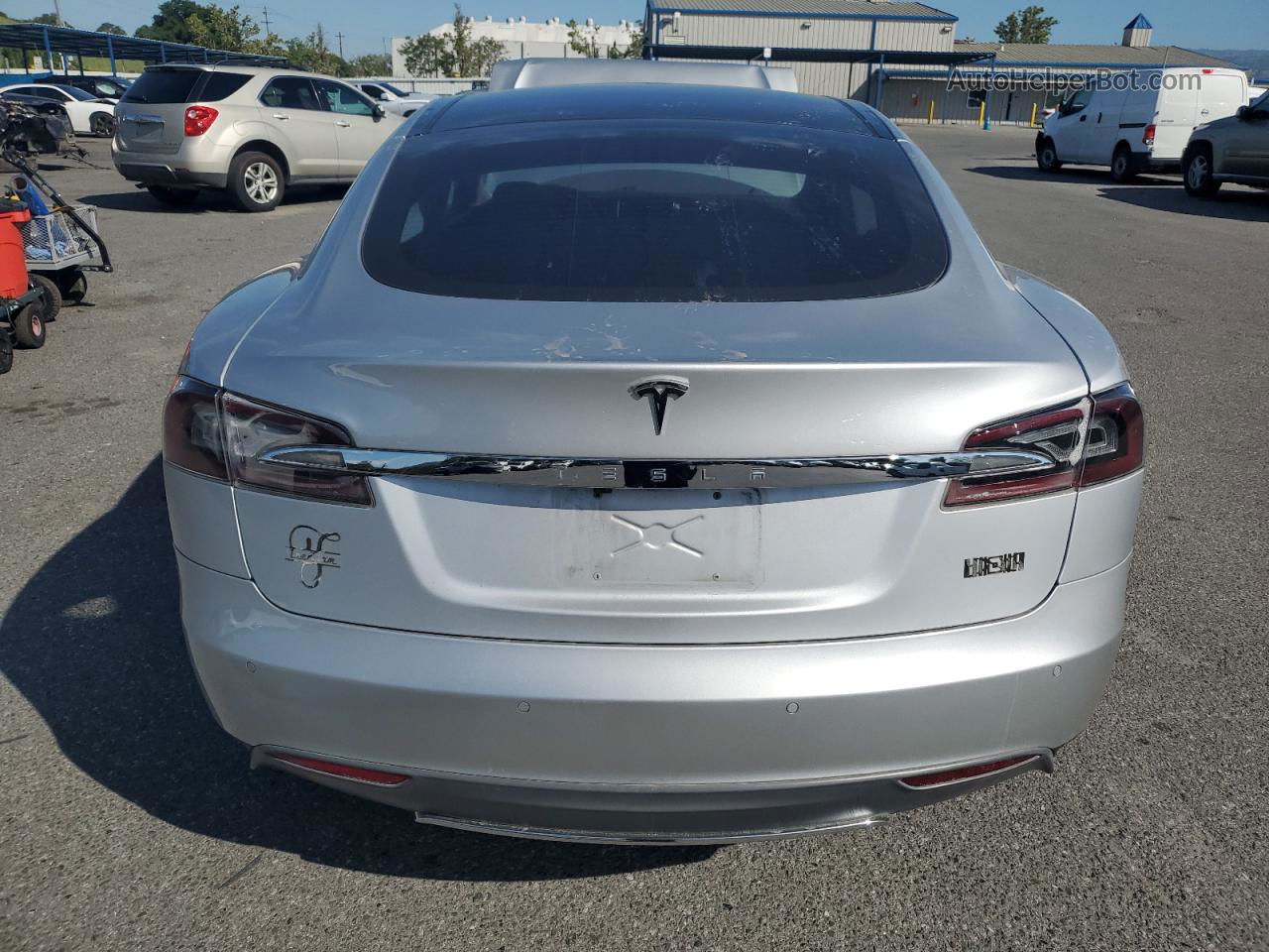 2014 Tesla Model S  Silver vin: 5YJSA1H14EFP31824