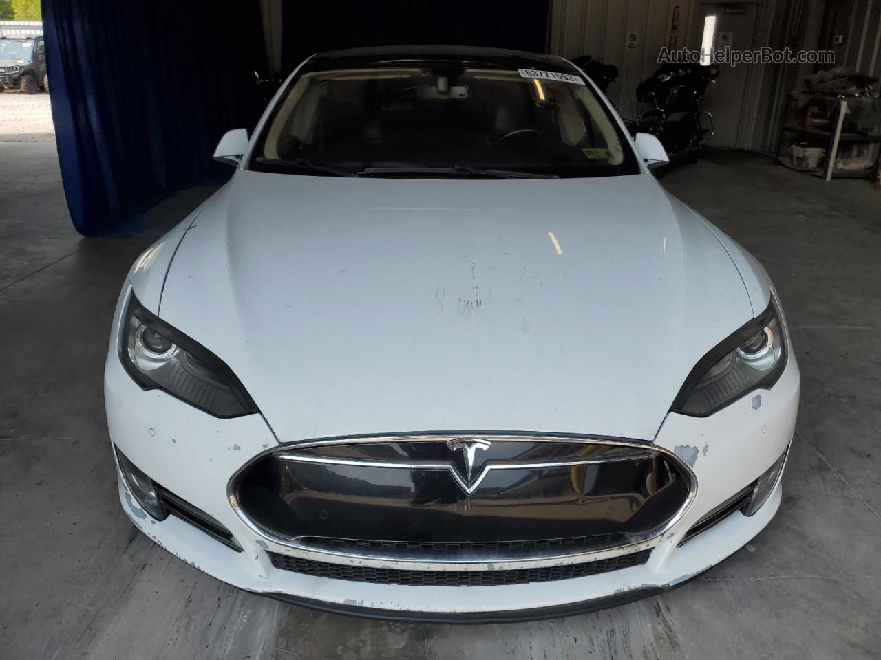 2014 Tesla Model S  Белый vin: 5YJSA1H14EFP38272