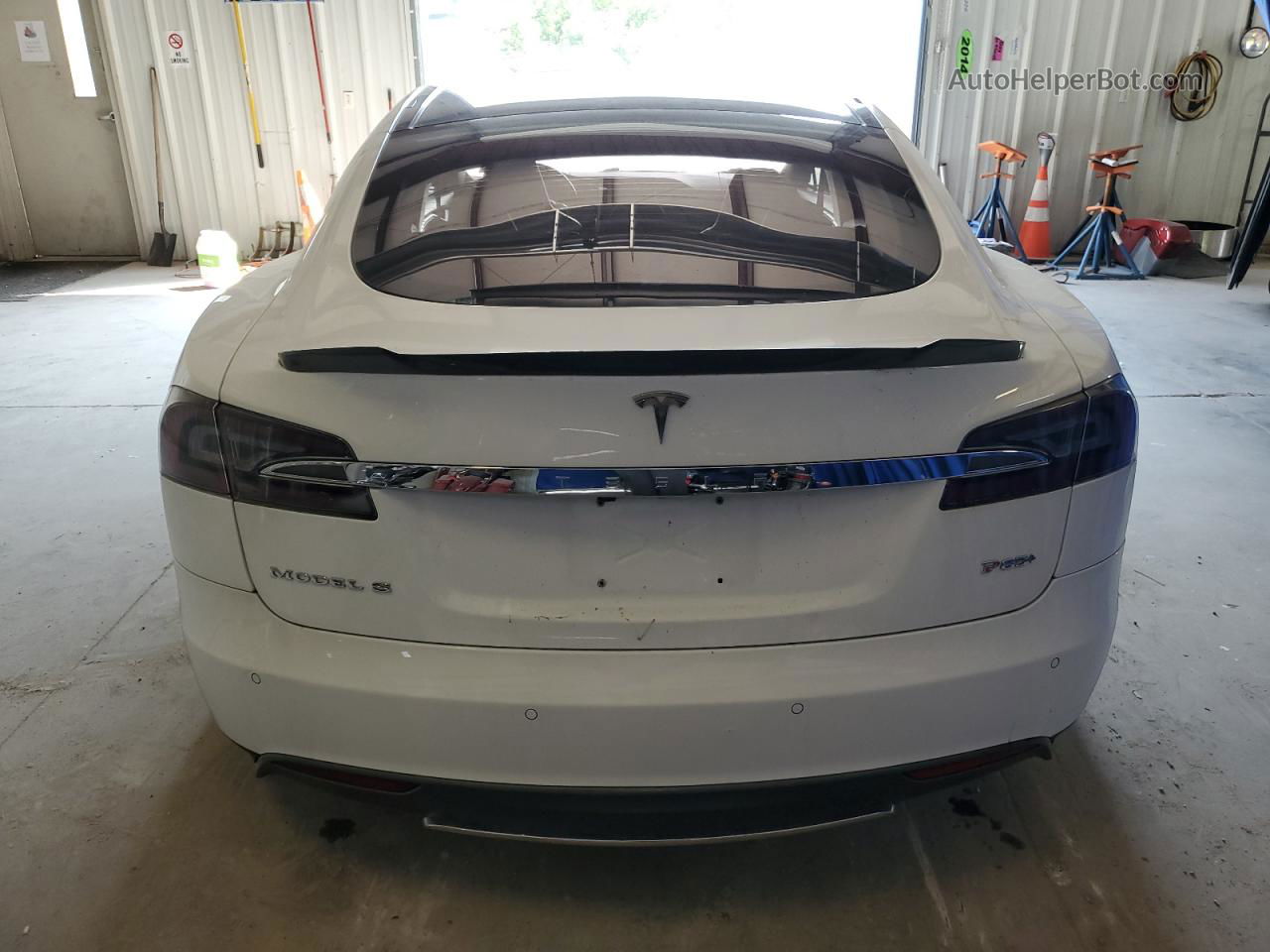 2014 Tesla Model S  Белый vin: 5YJSA1H14EFP38272