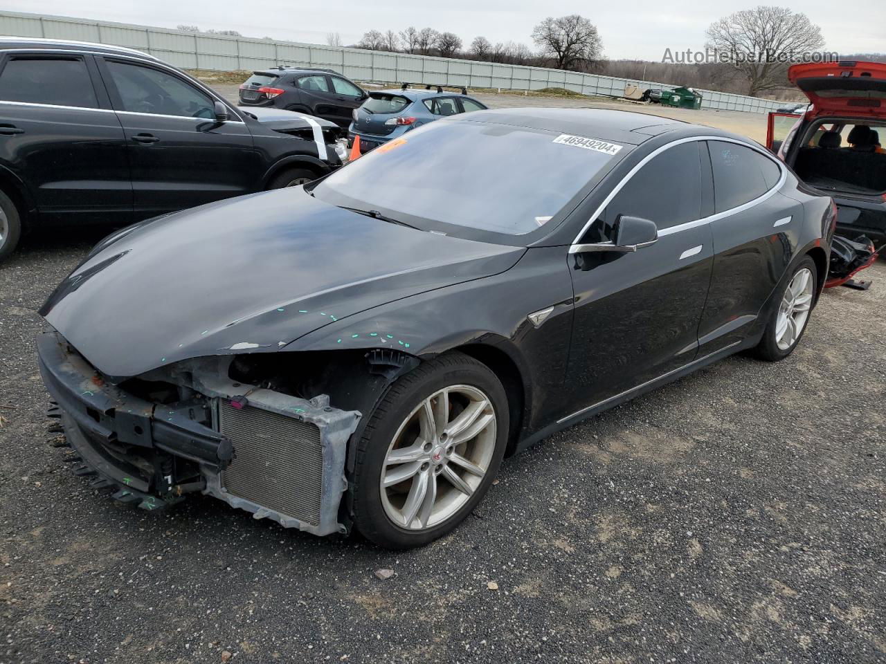 2014 Tesla Model S  Черный vin: 5YJSA1H14EFP44895