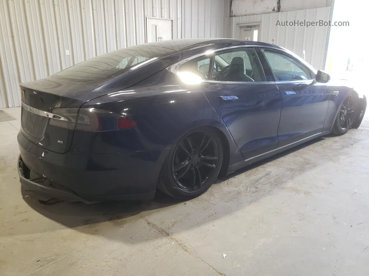 2014 Tesla Model S  Blue vin: 5YJSA1H14EFP52611