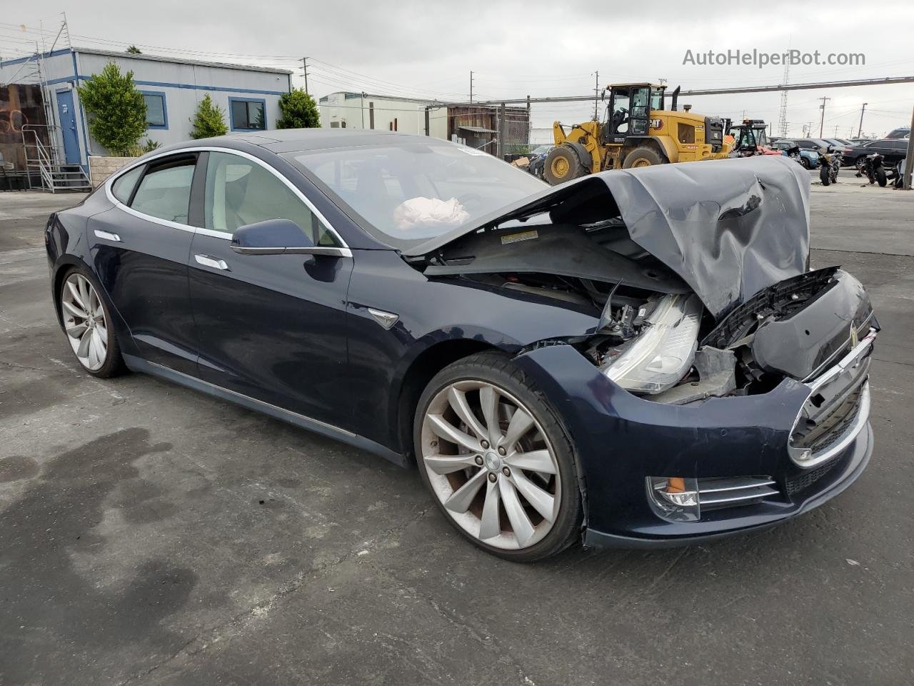 2014 Tesla Model S  Blue vin: 5YJSA1H15EFP34408