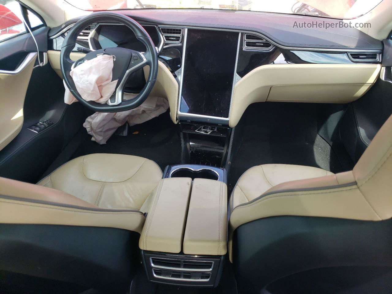 2014 Tesla Model S  Красный vin: 5YJSA1H15EFP38491