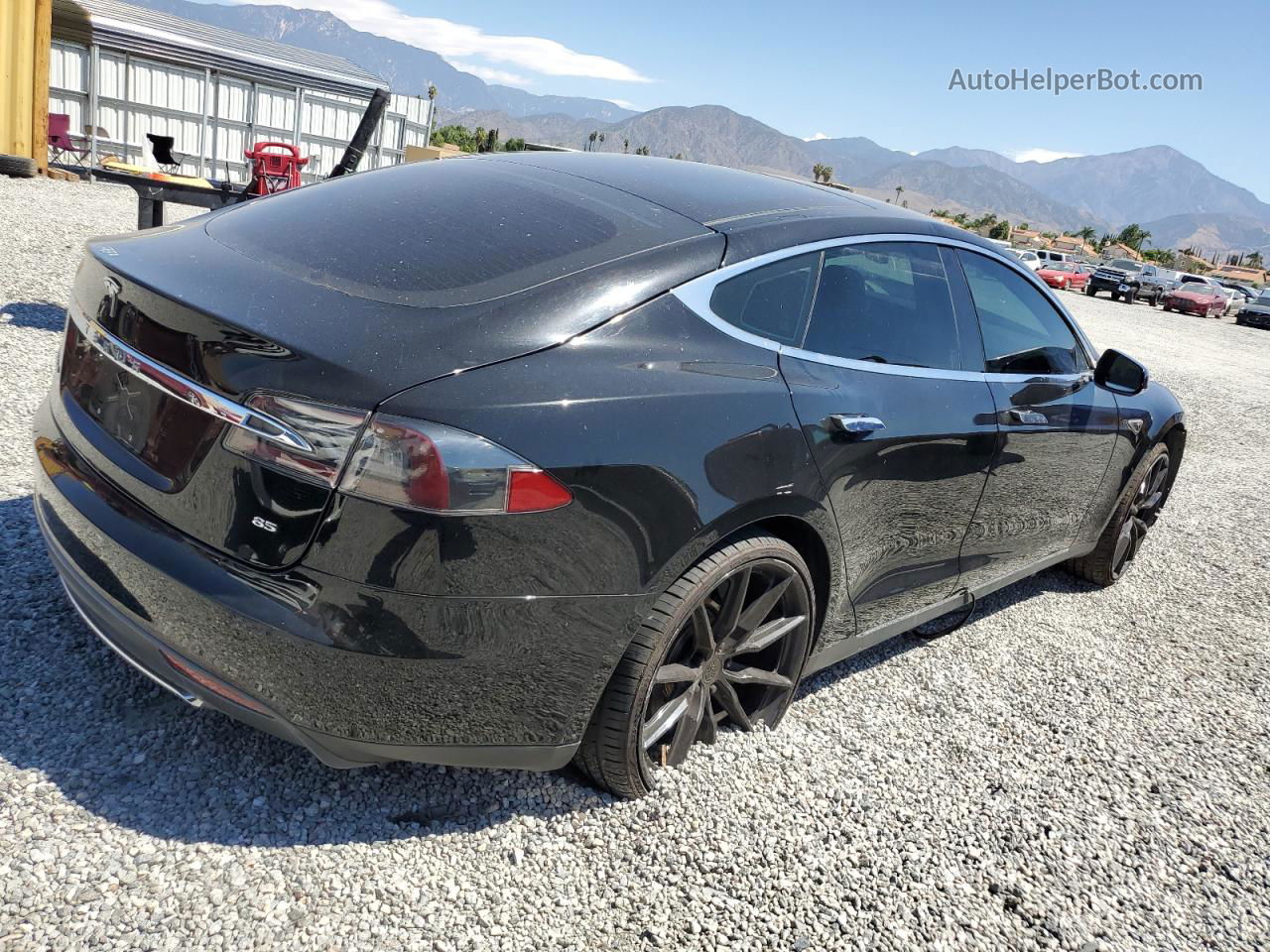 2014 Tesla Model S  Черный vin: 5YJSA1H15EFP44601