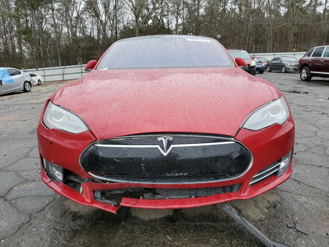 2014 Tesla Model S  Red vin: 5YJSA1H15EFP47871