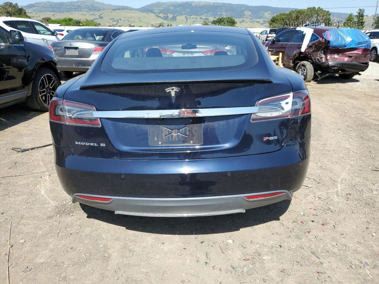 2014 Tesla Model S  Blue vin: 5YJSA1H15EFP58059