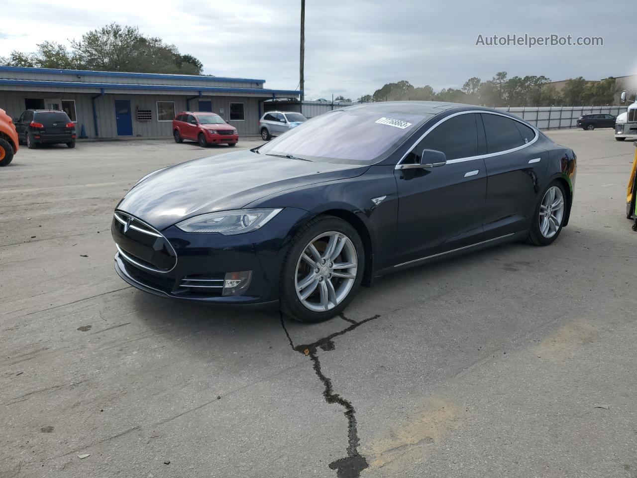 2014 Tesla Model S  Blue vin: 5YJSA1H16EFP28519