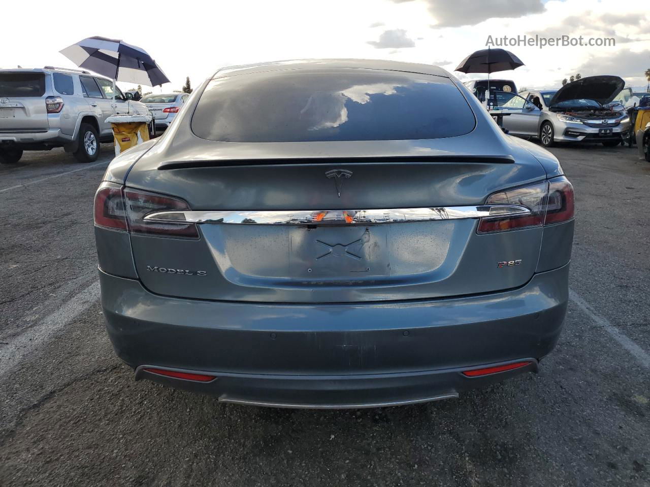 2014 Tesla Model S  Gray vin: 5YJSA1H16EFP40850