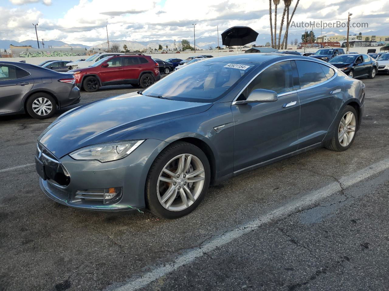 2014 Tesla Model S  Gray vin: 5YJSA1H16EFP40850