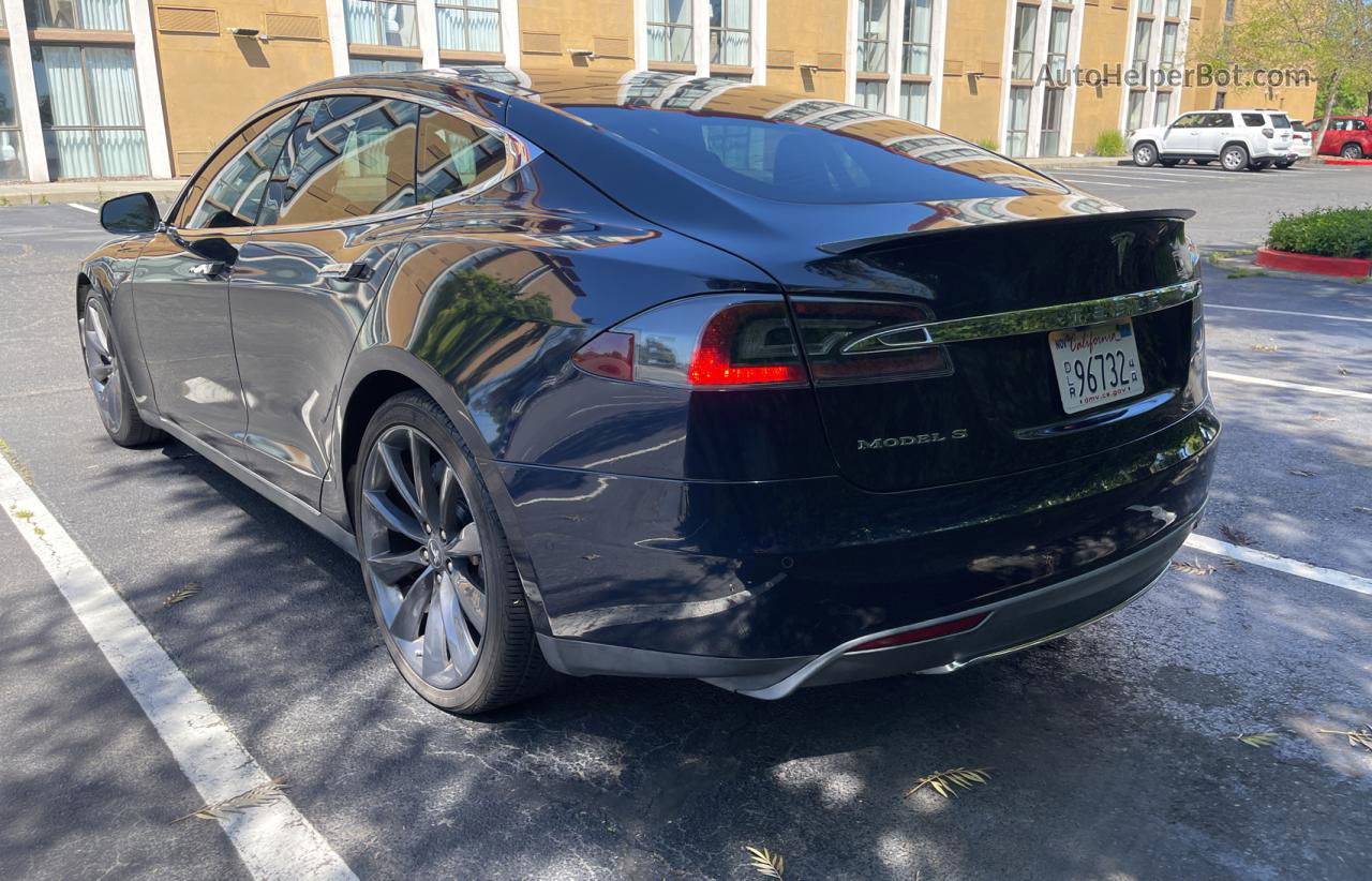 2014 Tesla Model S  Blue vin: 5YJSA1H16EFP58149