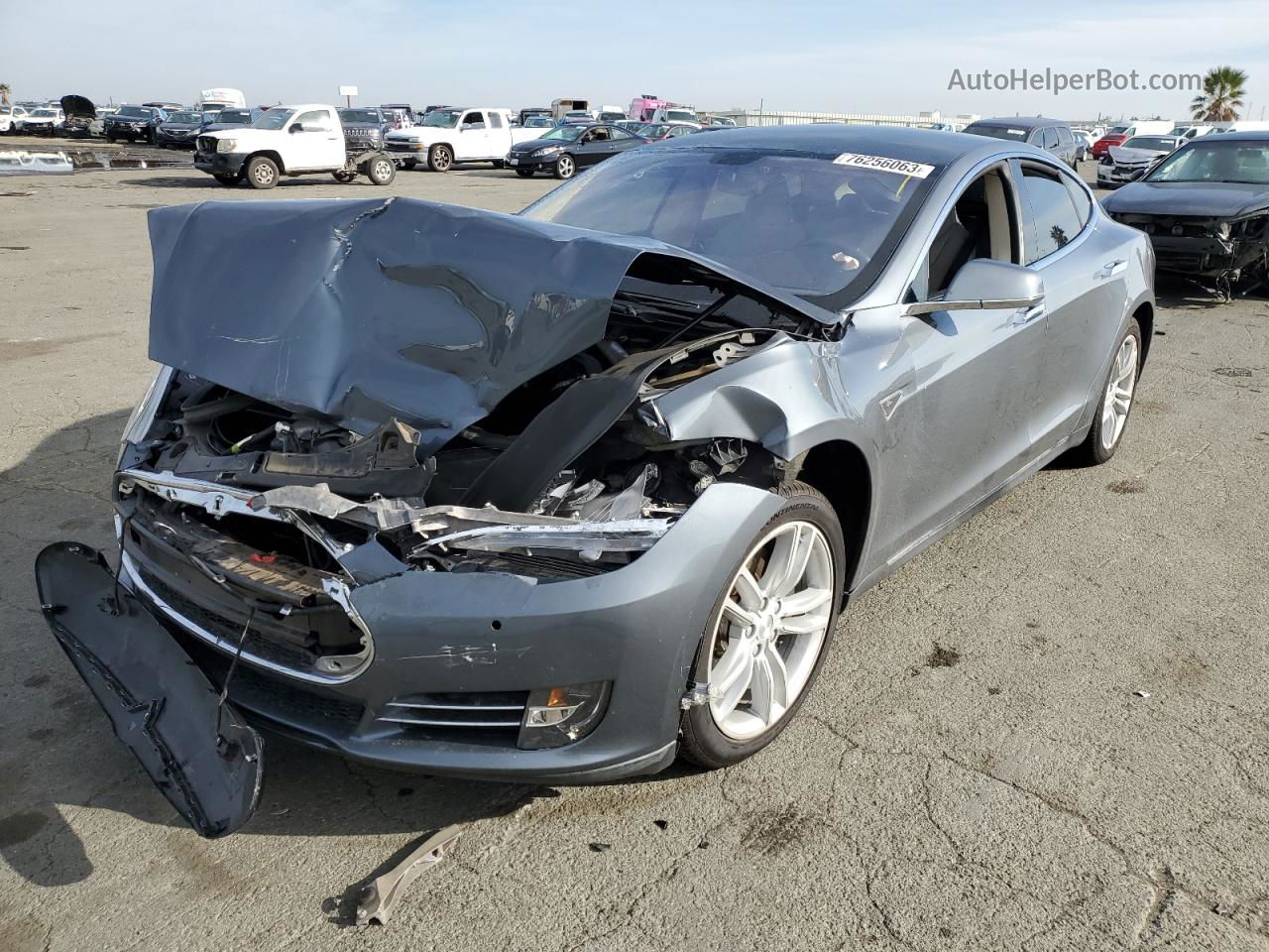 2014 Tesla Model S  Gray vin: 5YJSA1H17EFP44275