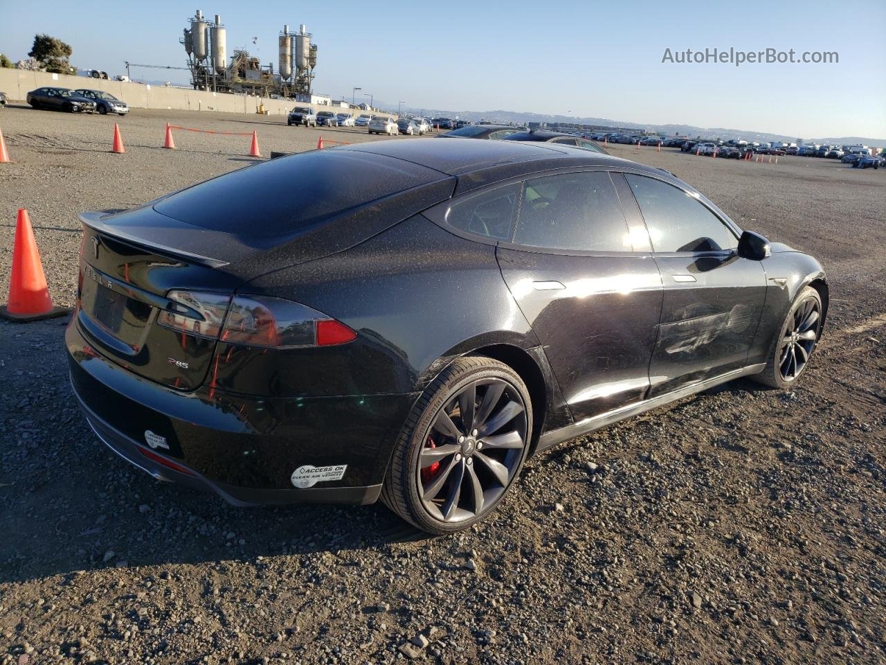 2014 Tesla Model S  Черный vin: 5YJSA1H18EFP37562