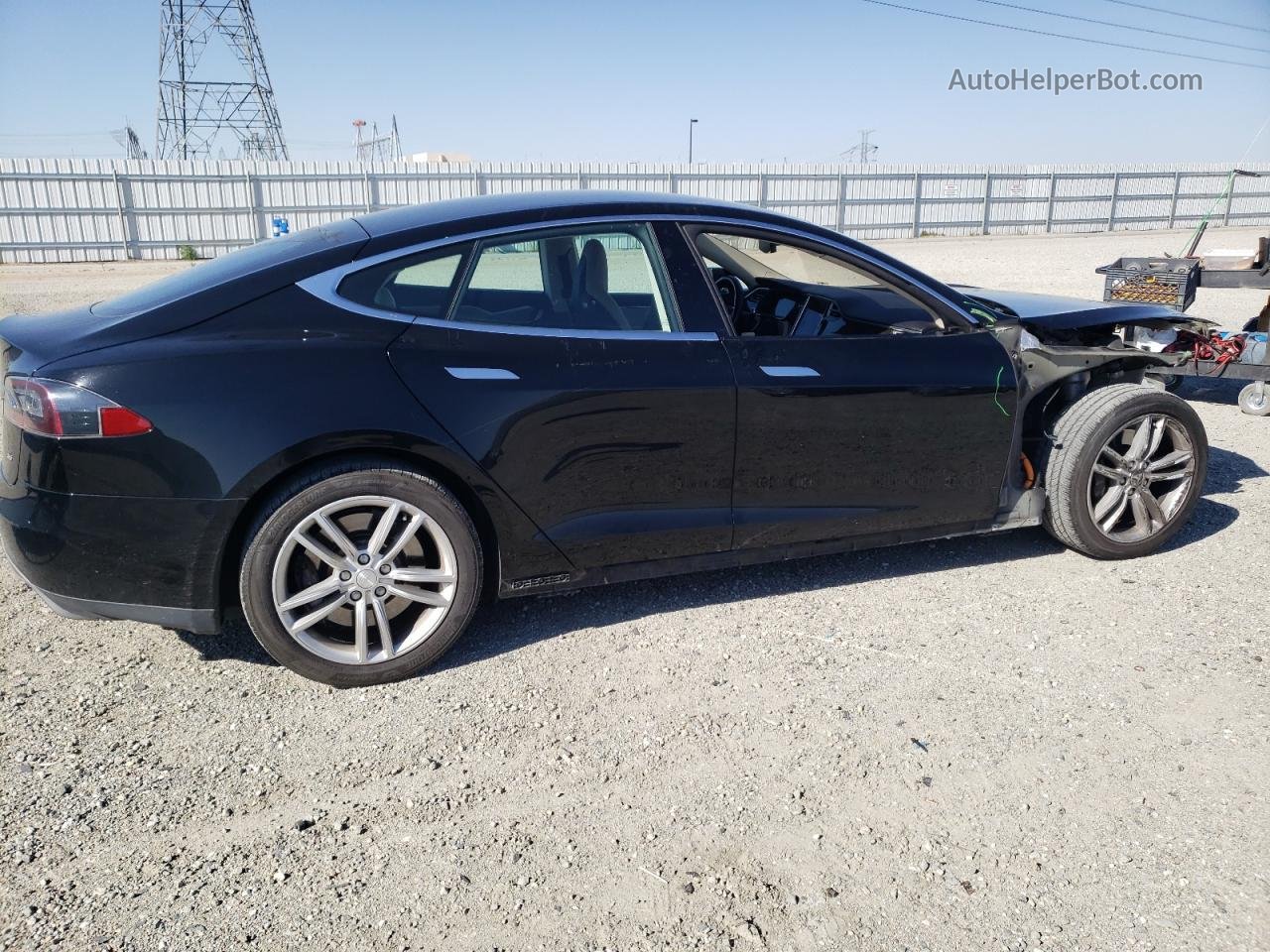 2014 Tesla Model S  Black vin: 5YJSA1H18EFP47220