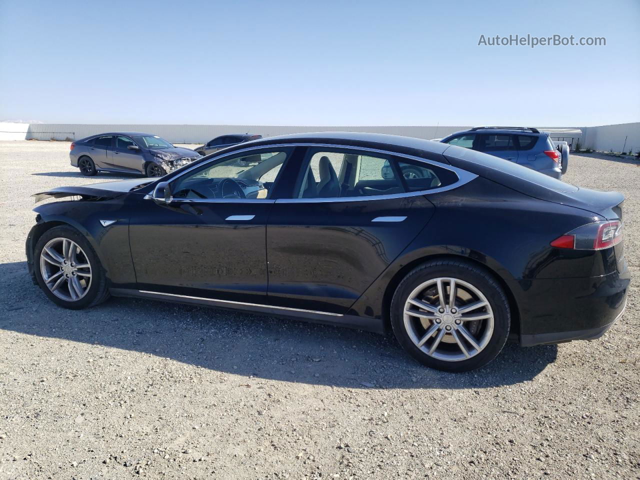 2014 Tesla Model S  Черный vin: 5YJSA1H18EFP47220