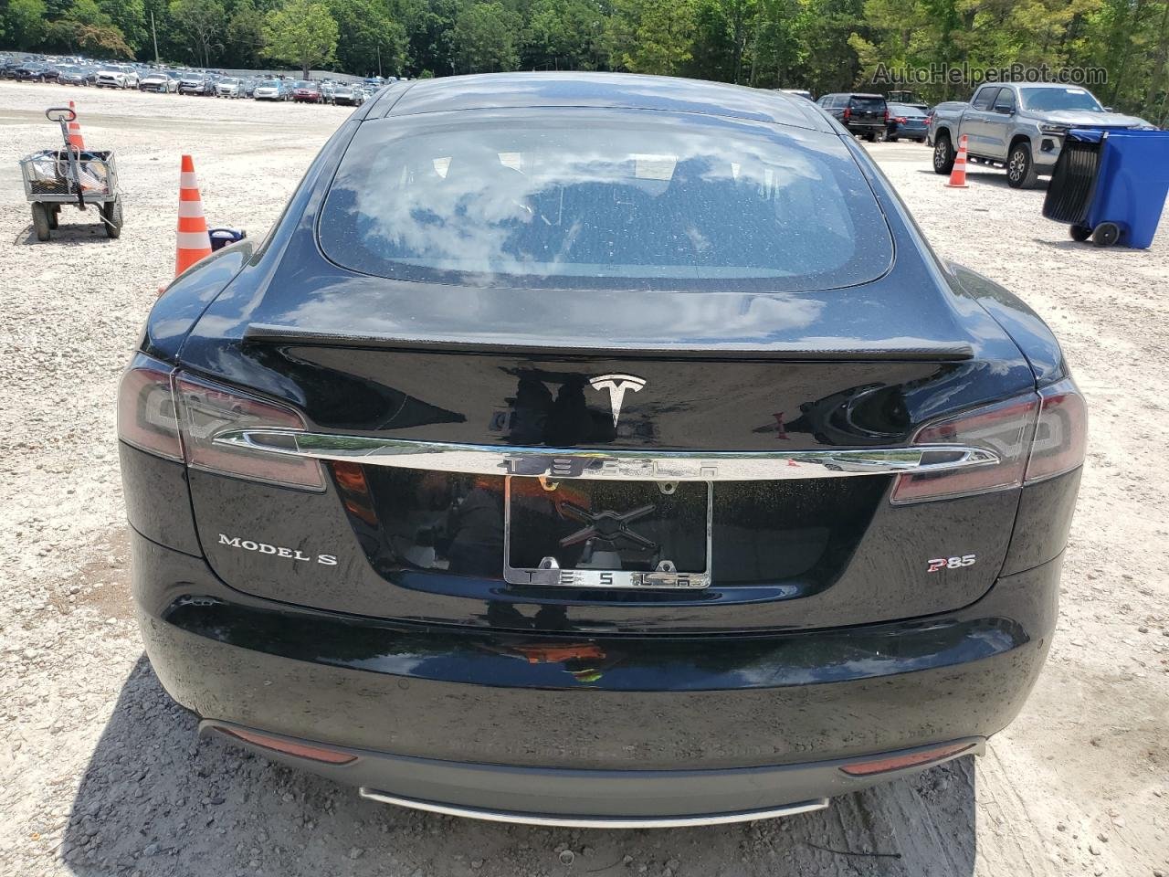 2014 Tesla Model S  Black vin: 5YJSA1H18EFP48089