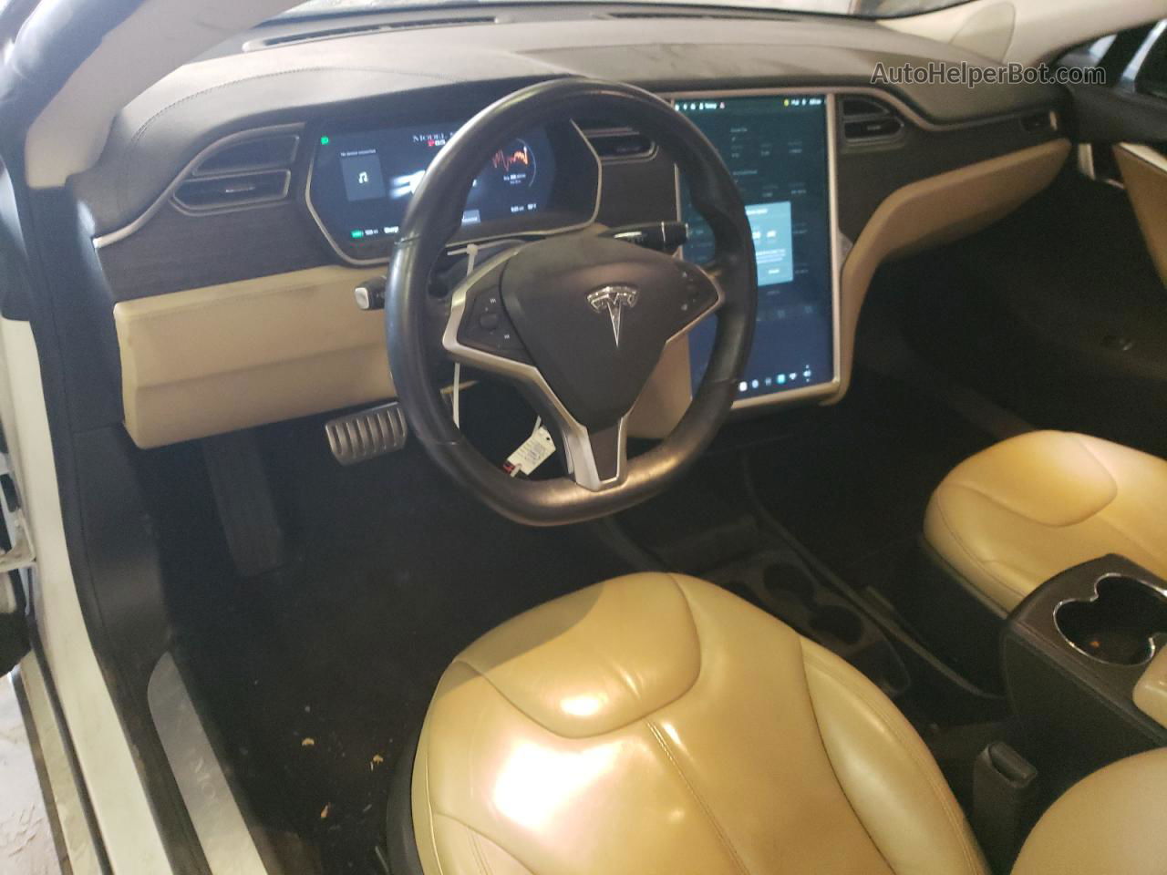 2014 Tesla Model S  White vin: 5YJSA1H18EFP57259