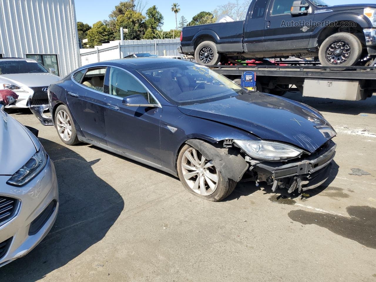 2014 Tesla Model S  Синий vin: 5YJSA1H19EFP42785