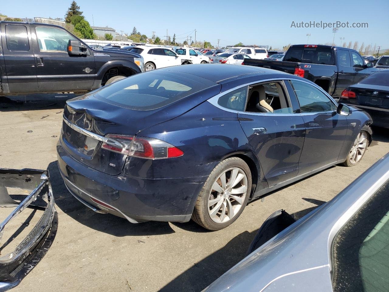 2014 Tesla Model S  Blue vin: 5YJSA1H19EFP42785