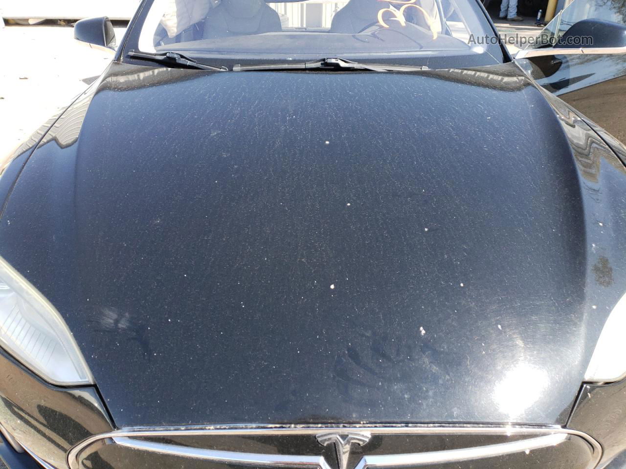 2014 Tesla Model S  Black vin: 5YJSA1H19EFP53897