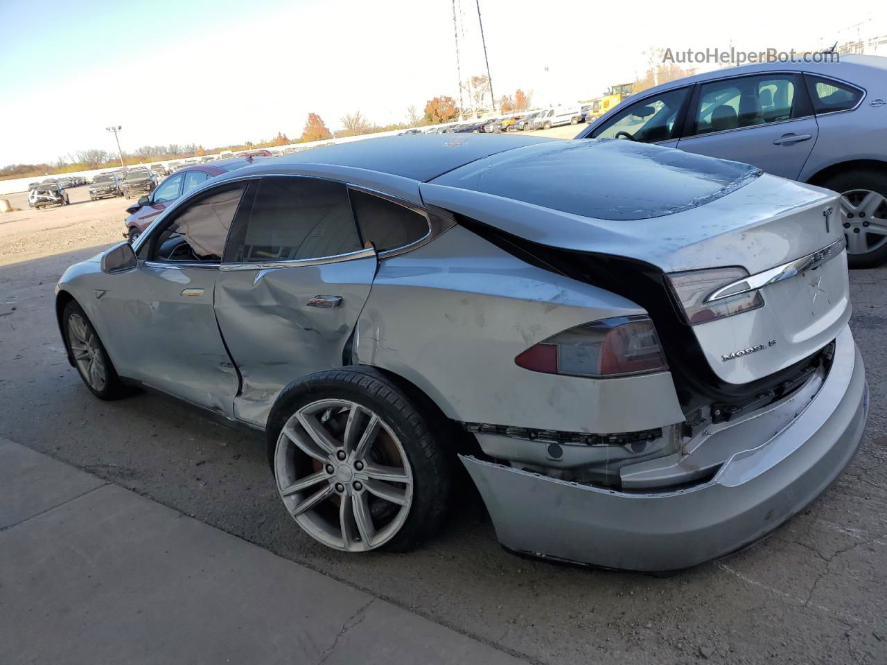 2014 Tesla Model S  Silver vin: 5YJSA1H1XEFP39703