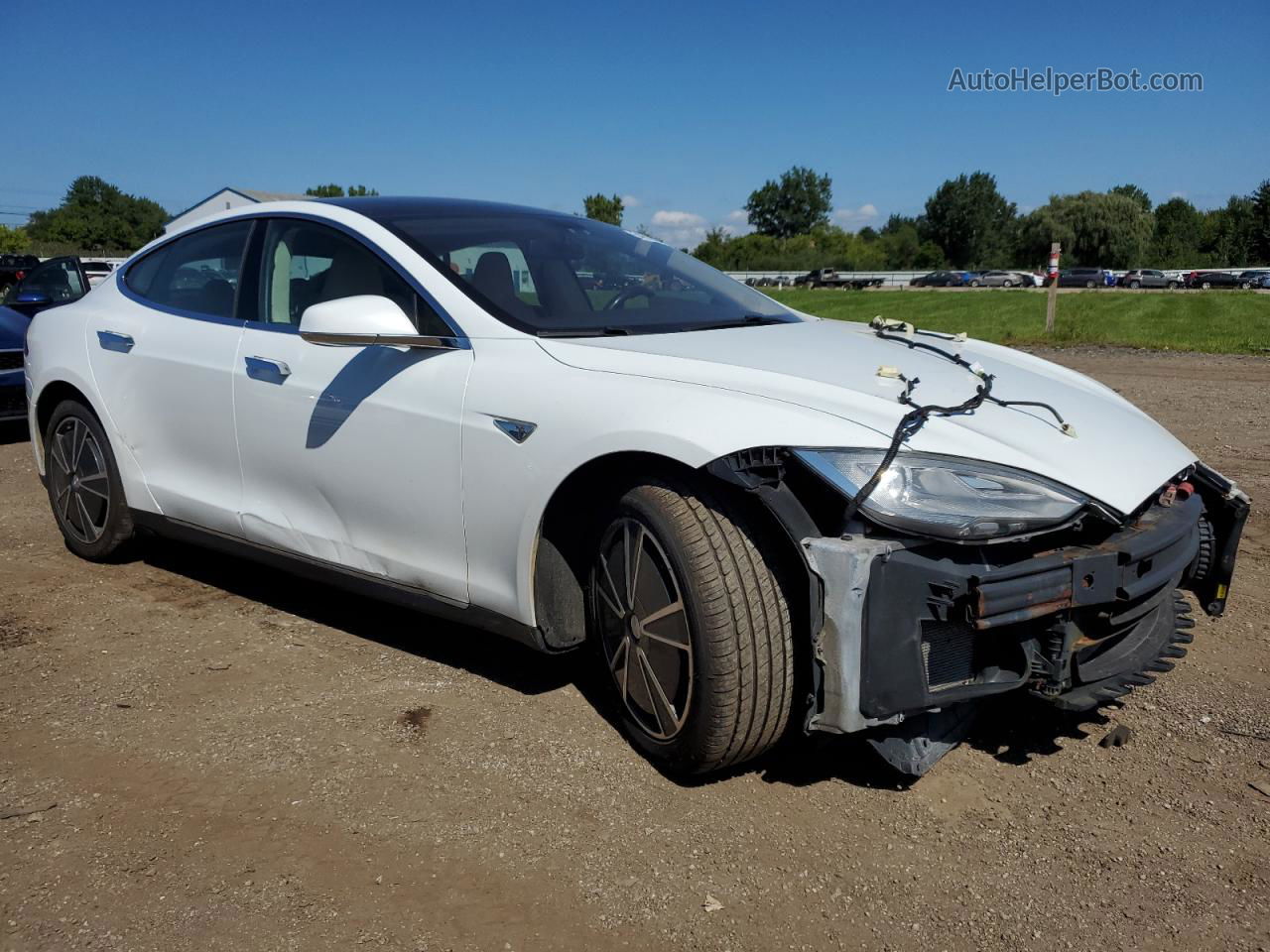 2014 Tesla Model S  Белый vin: 5YJSA1H1XEFP50314
