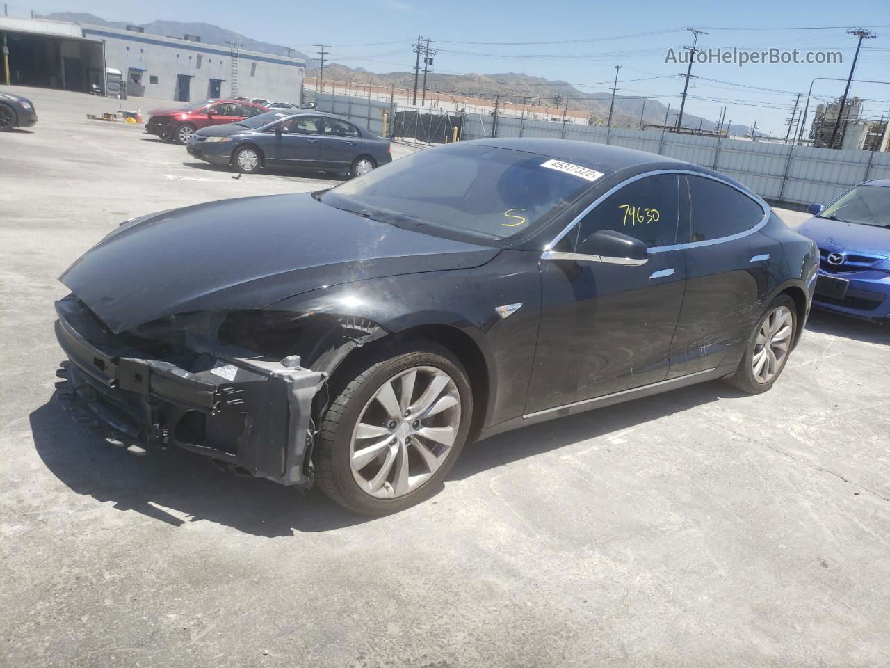 2014 Tesla Model S  Black vin: 5YJSA1H1XEFP52905