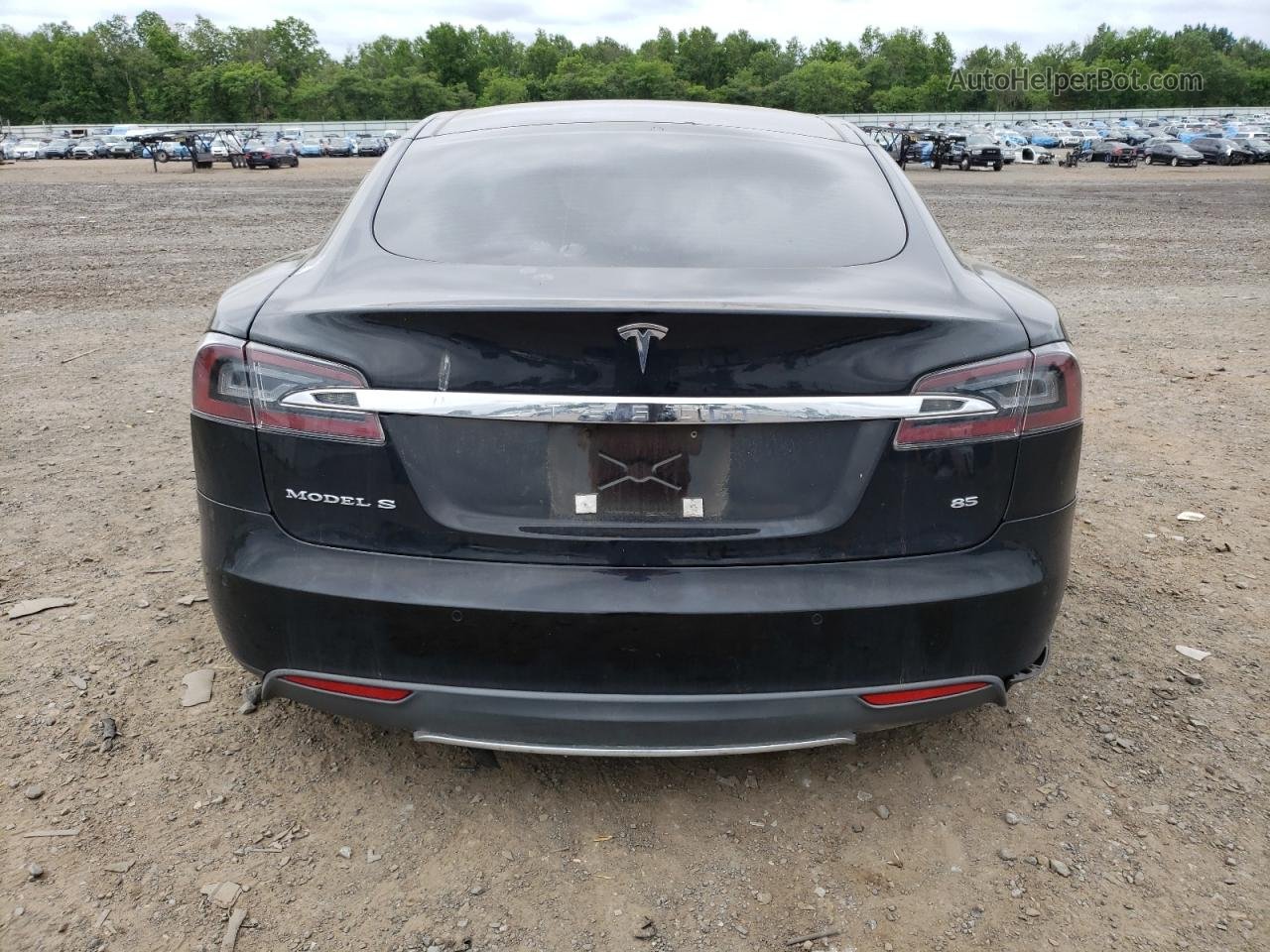 2014 Tesla Model S  Black vin: 5YJSA1H1XEFP56534