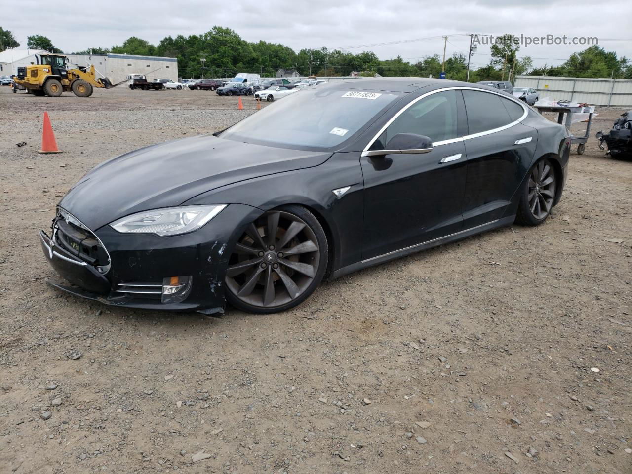 2014 Tesla Model S  Black vin: 5YJSA1H1XEFP56534