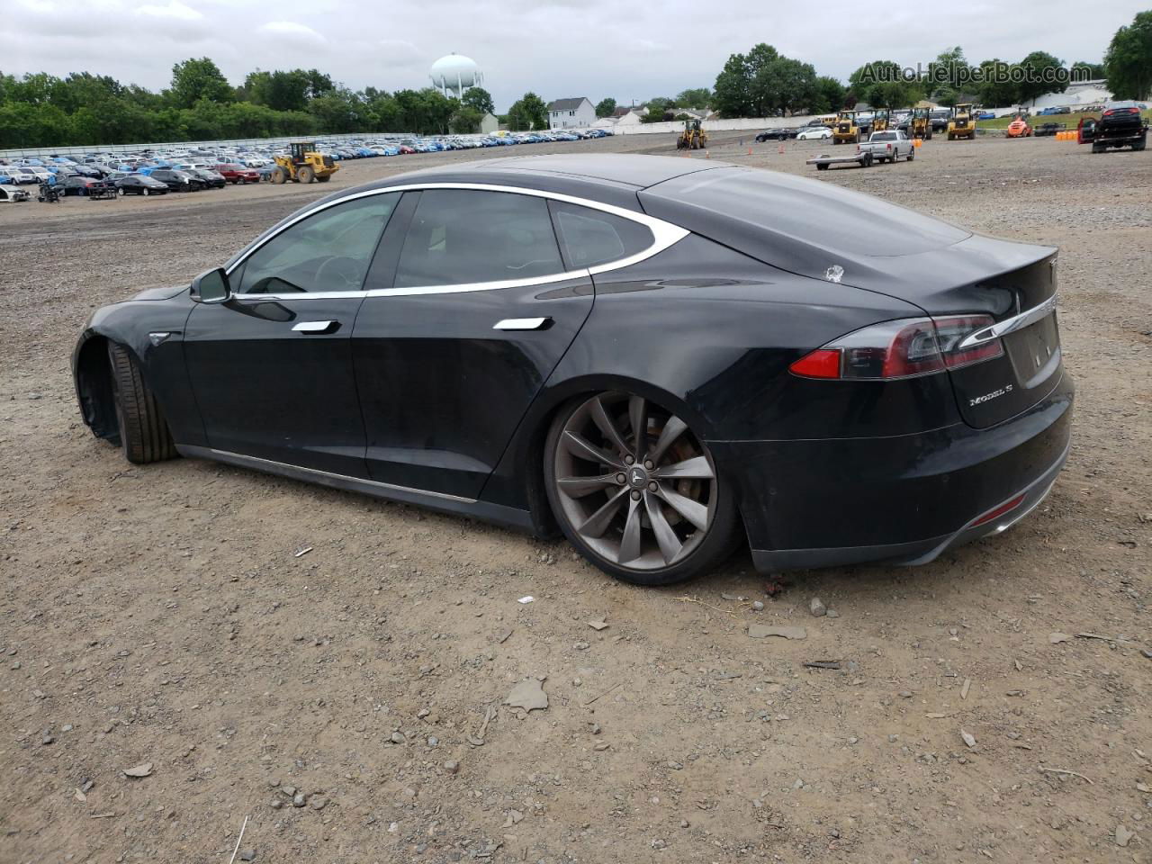 2014 Tesla Model S  Черный vin: 5YJSA1H1XEFP56534