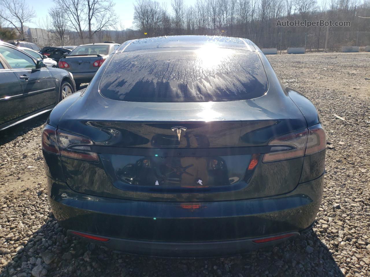 2014 Tesla Model S  Green vin: 5YJSA1H1XEFP59563