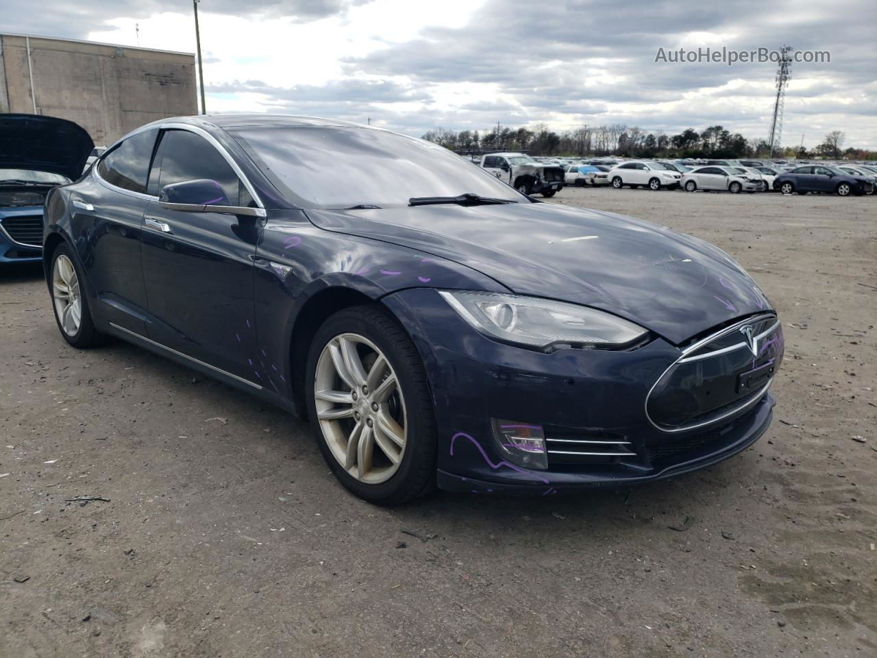 2014 Tesla Model S  Синий vin: 5YJSA1H1XEFP61037