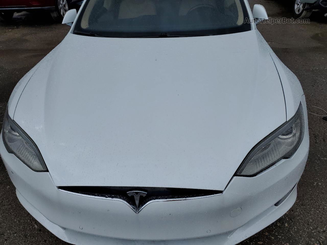 2014 Tesla Model S  White vin: 5YJSA1H1XEFP64357