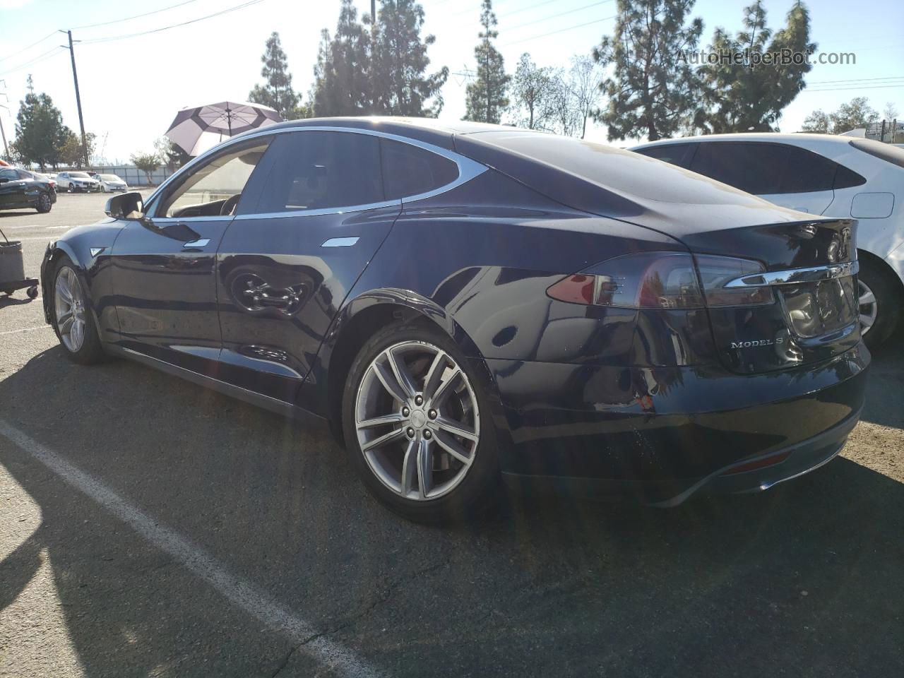 2015 Tesla Model S 85 Синий vin: 5YJSA1H1XFFP68829