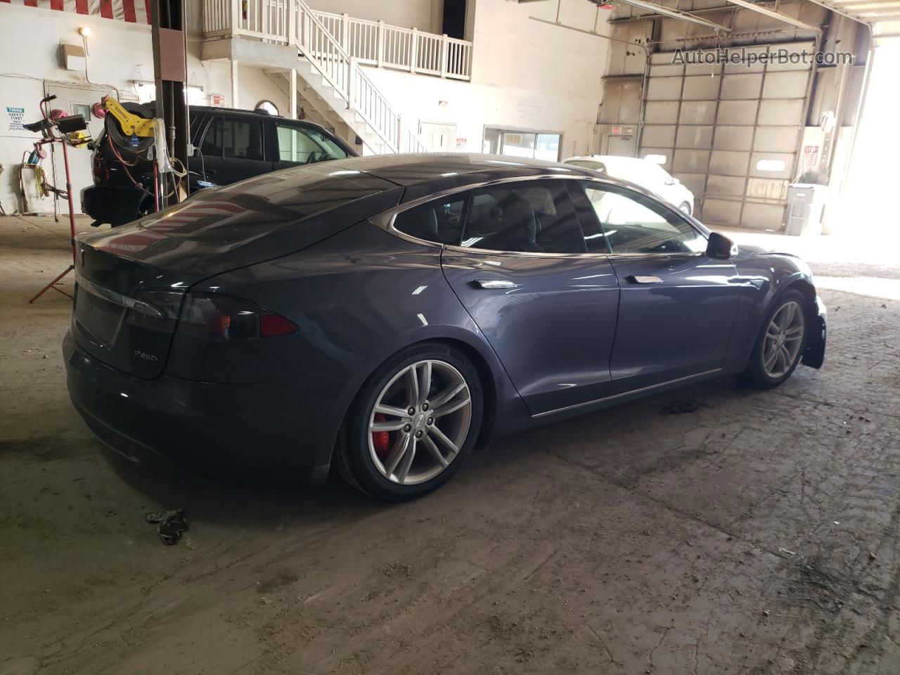 2014 Tesla Model S  Серый vin: 5YJSA1H20EFP64957