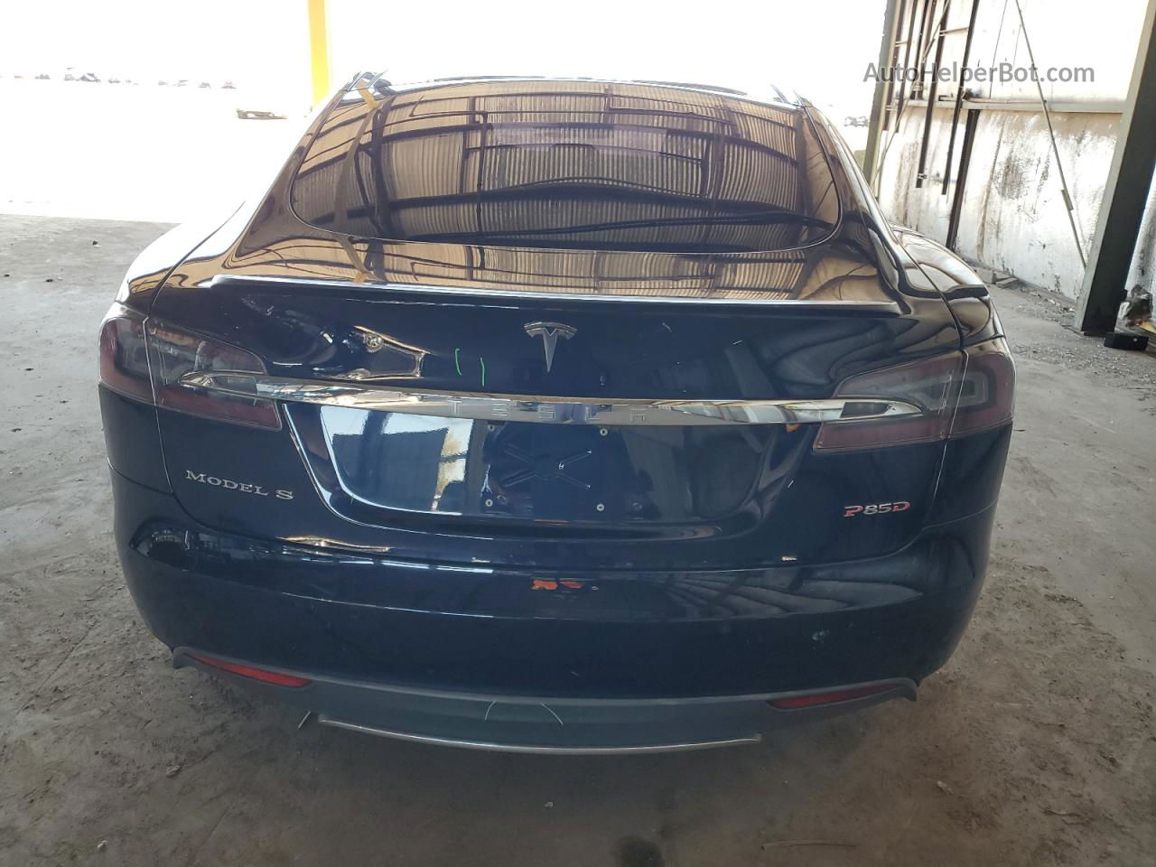 2014 Tesla Model S  Blue vin: 5YJSA1H22EFP68377