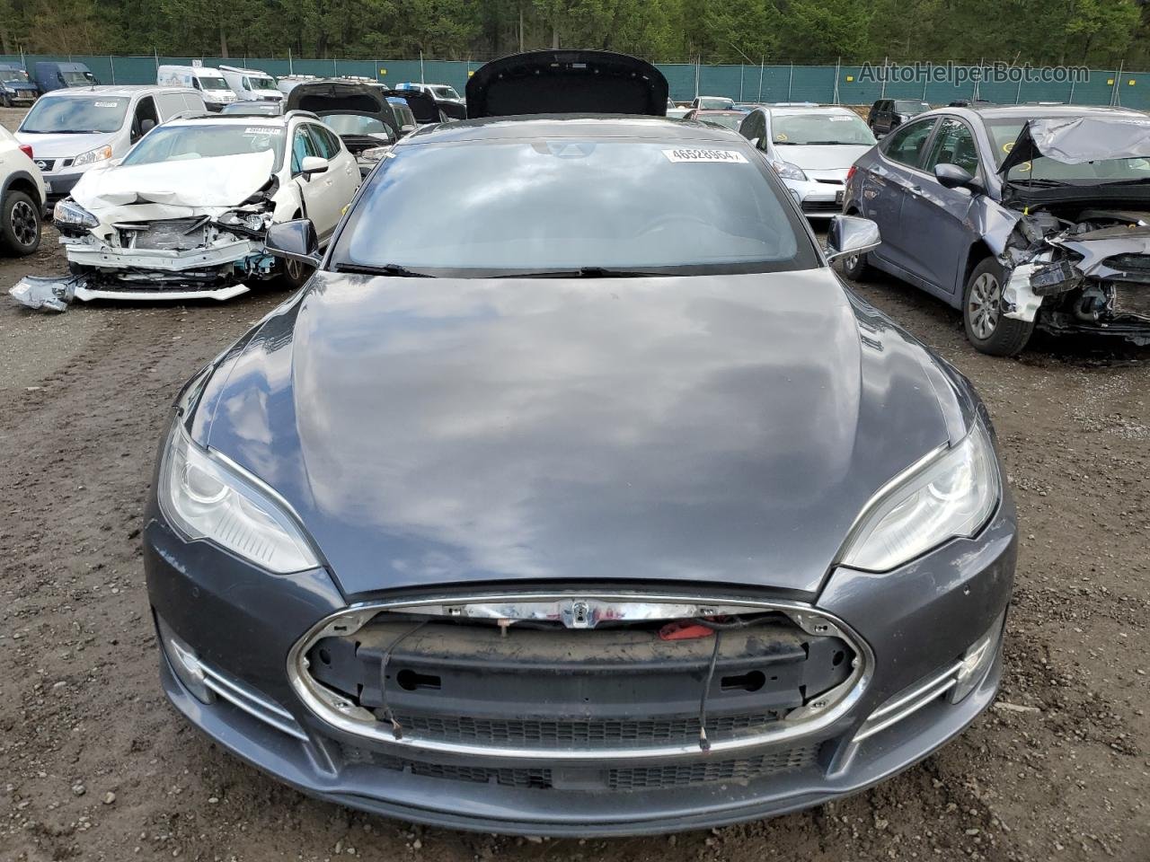 2014 Tesla Model S  Gray vin: 5YJSA1H26EFP64655