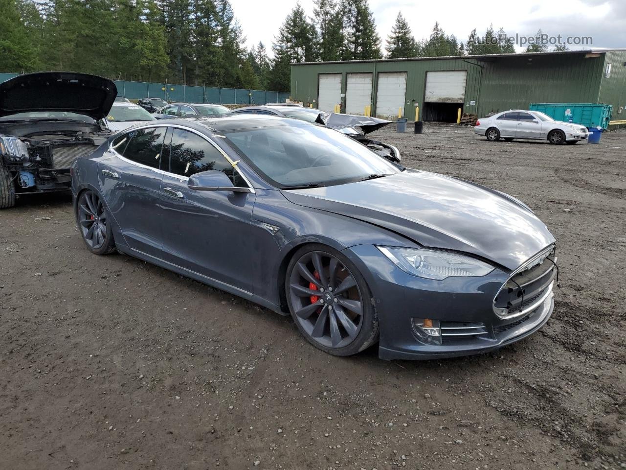 2014 Tesla Model S  Серый vin: 5YJSA1H26EFP64655