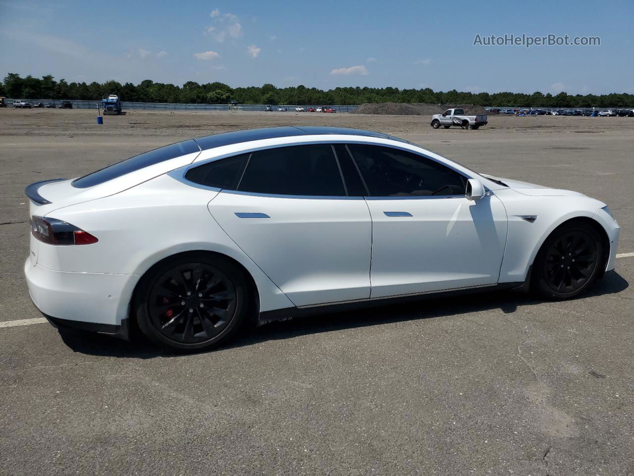 2014 Tesla Model S White vin: 5YJSA1H26EFP66342