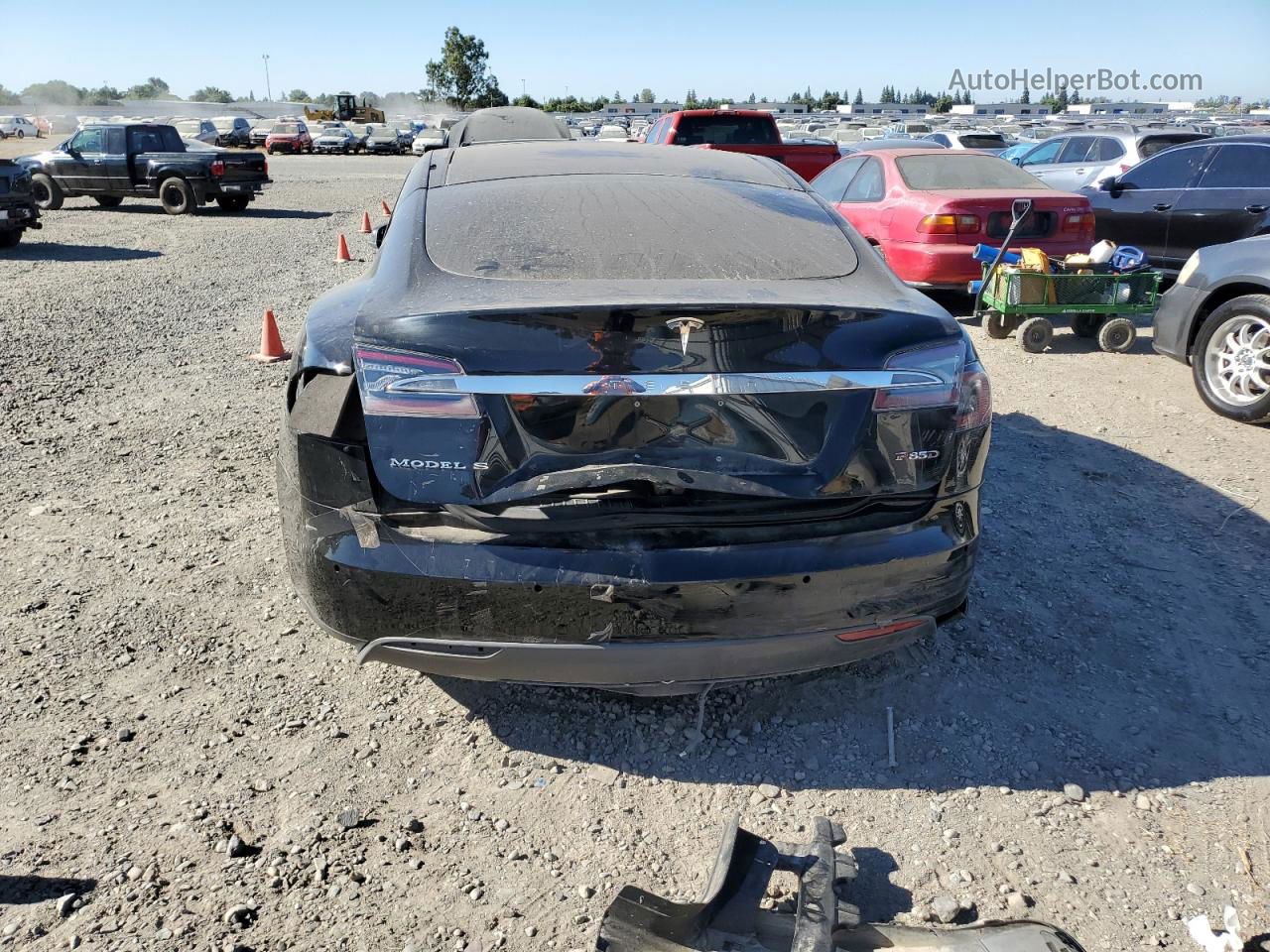 2014 Tesla Model S  Black vin: 5YJSA1H26EFP68737