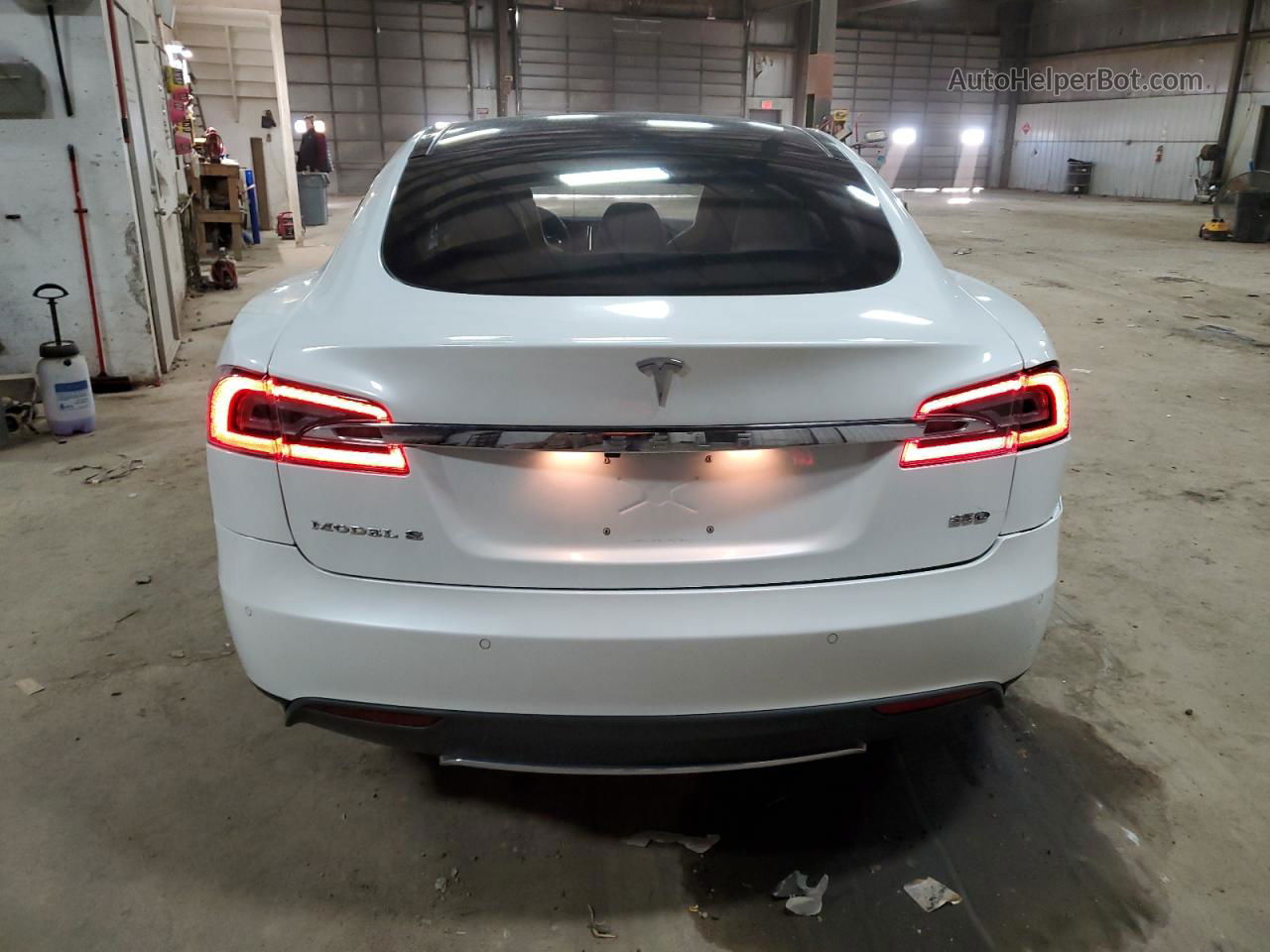 2015 Tesla Model S 85d White vin: 5YJSA1H27FF092798