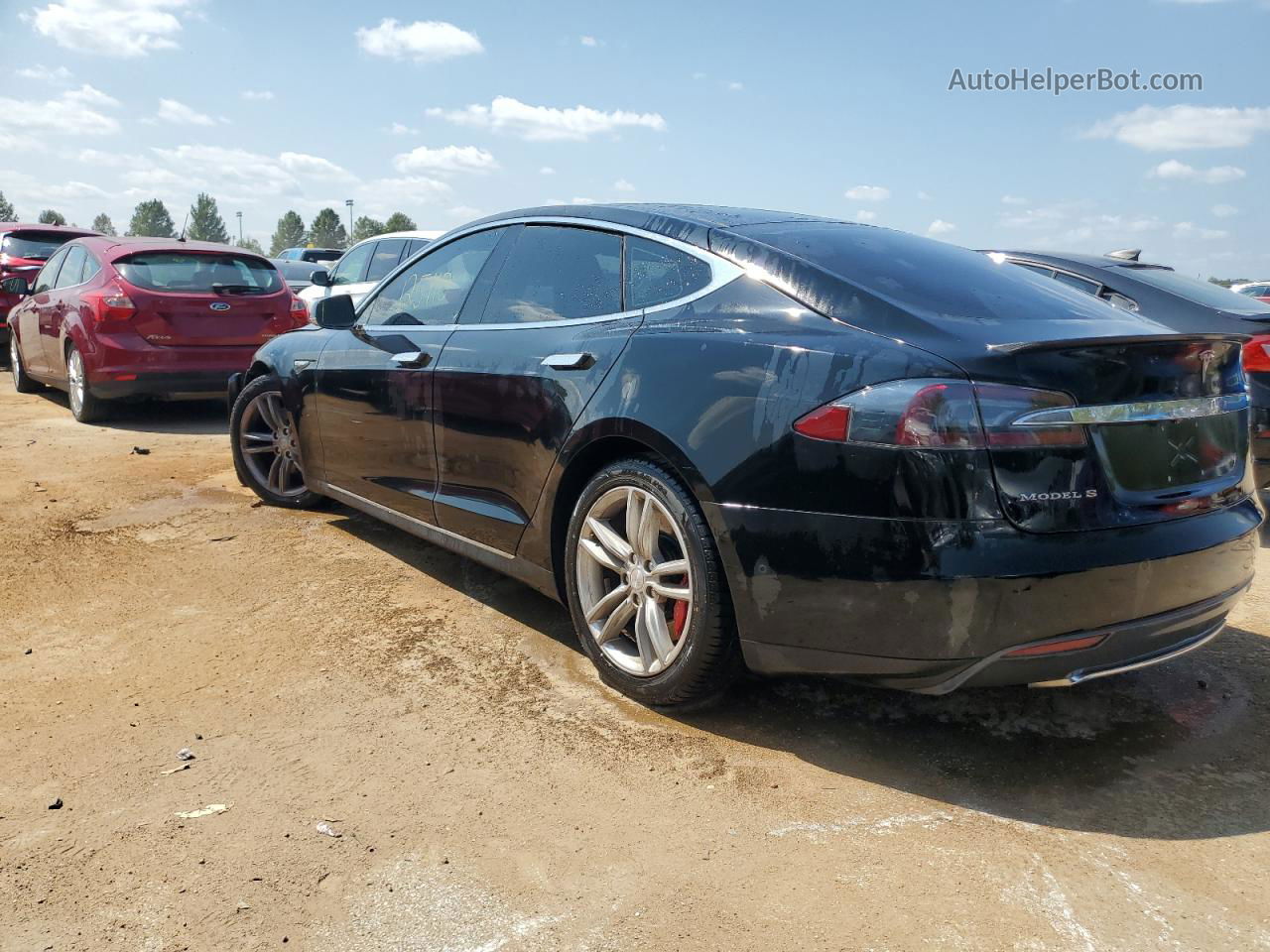 2014 Tesla Model S  Черный vin: 5YJSA1H28EFP63149